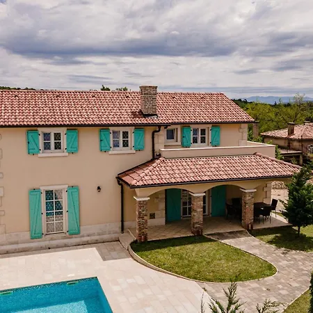 Luxury Kras Villa *